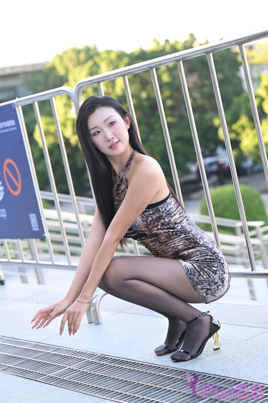 Featured Street Photography Works No.5404 Black silk hip skirt Xiao Tingting PixiBB.COM 051