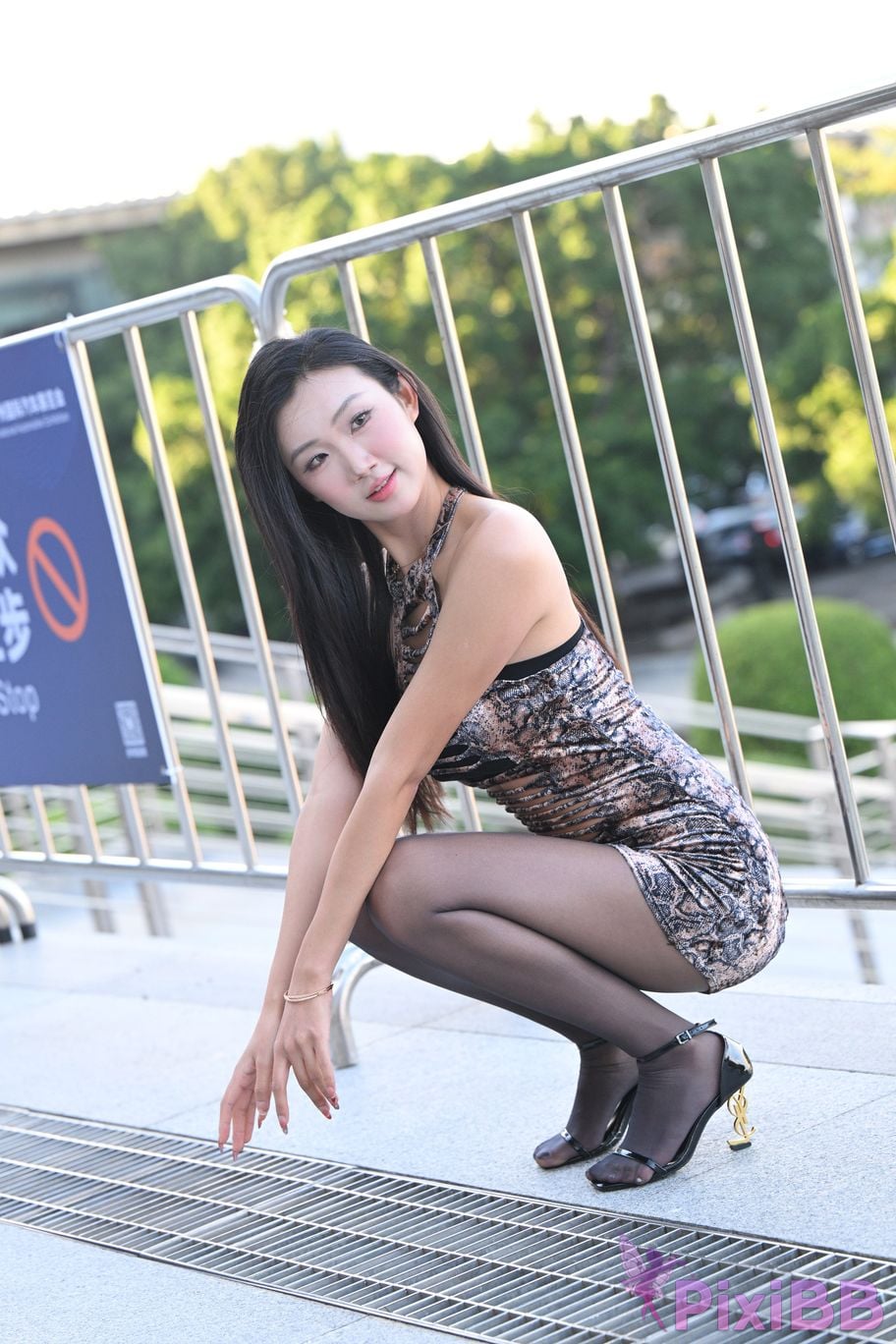 Featured Street Photography Works No.5404 Black silk hip skirt Xiao Tingting PixiBB.COM 052