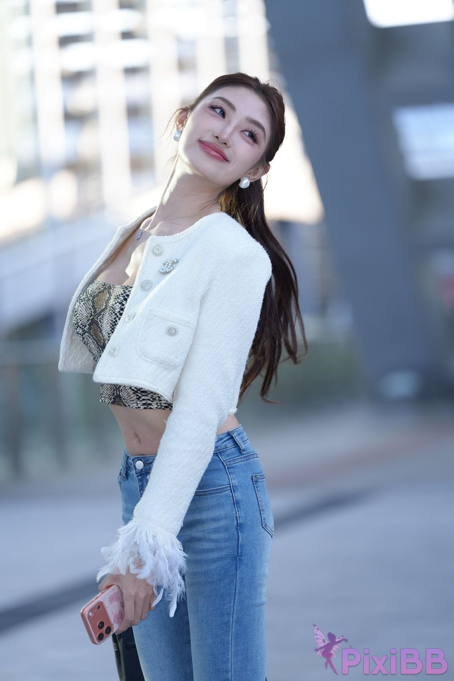 Featured Street Photography Works No.5403 Jeannie Booties PixiBB.COM 004