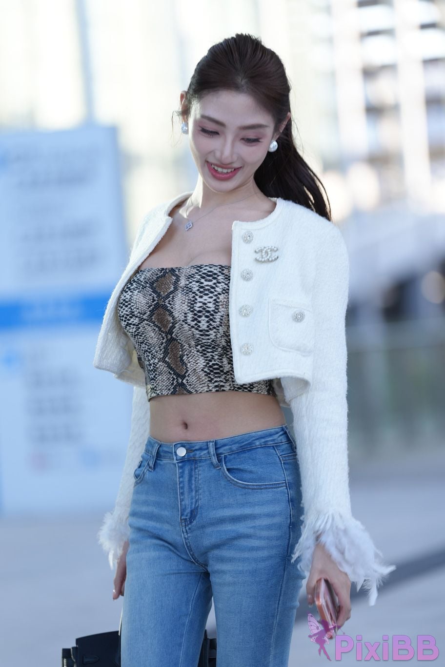 Featured Street Photography Works No.5403 Jeannie Booties PixiBB.COM 005