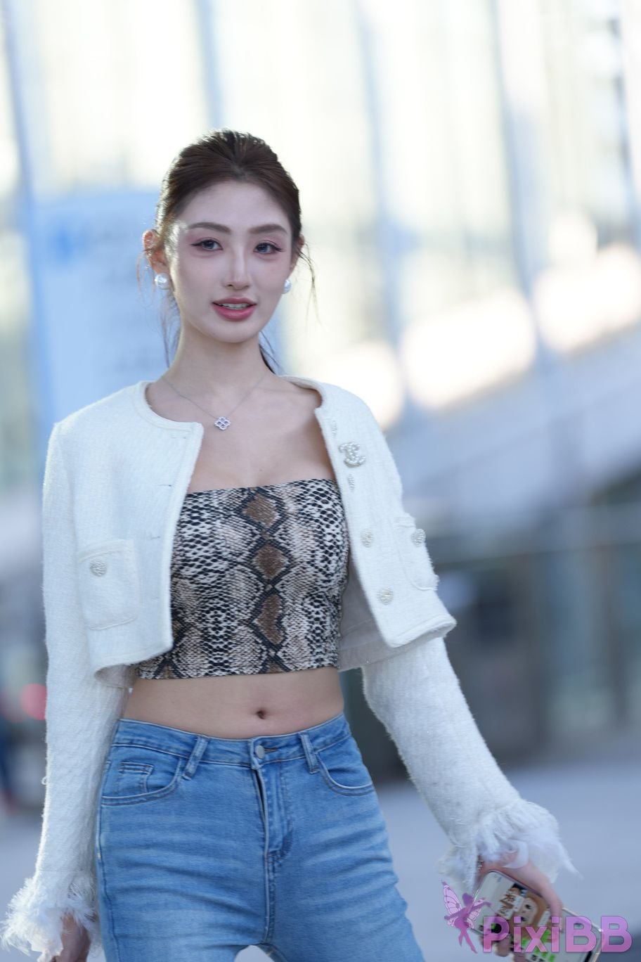 Featured Street Photography Works No.5403 Jeannie Booties PixiBB.COM 009