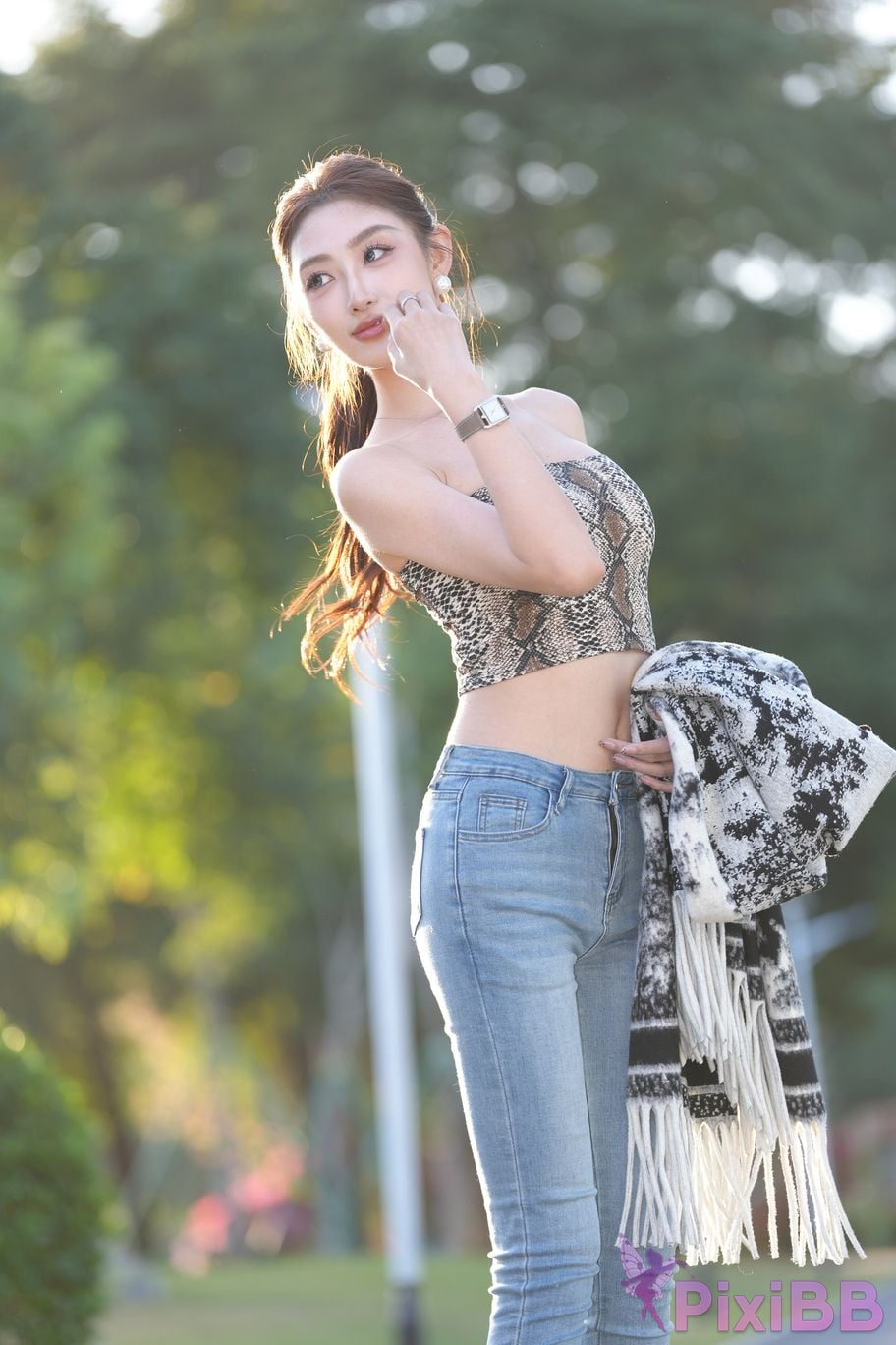 Featured Street Photography Works No.5403 Jeannie Booties PixiBB.COM 043