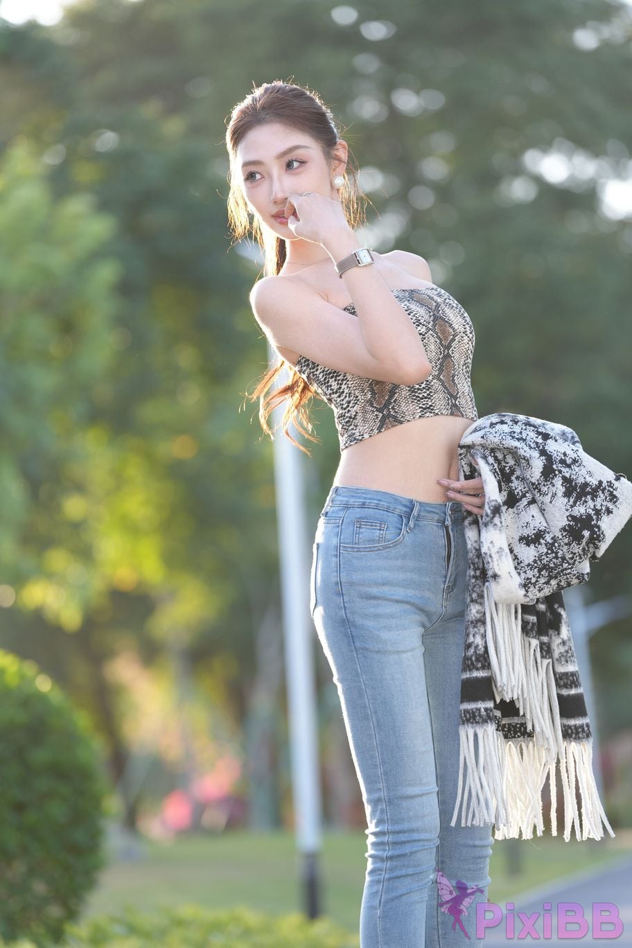 Featured Street Photography Works No.5403 Jeannie Booties PixiBB.COM 044