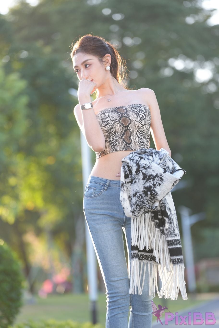 Featured Street Photography Works No.5403 Jeannie Booties PixiBB.COM 045