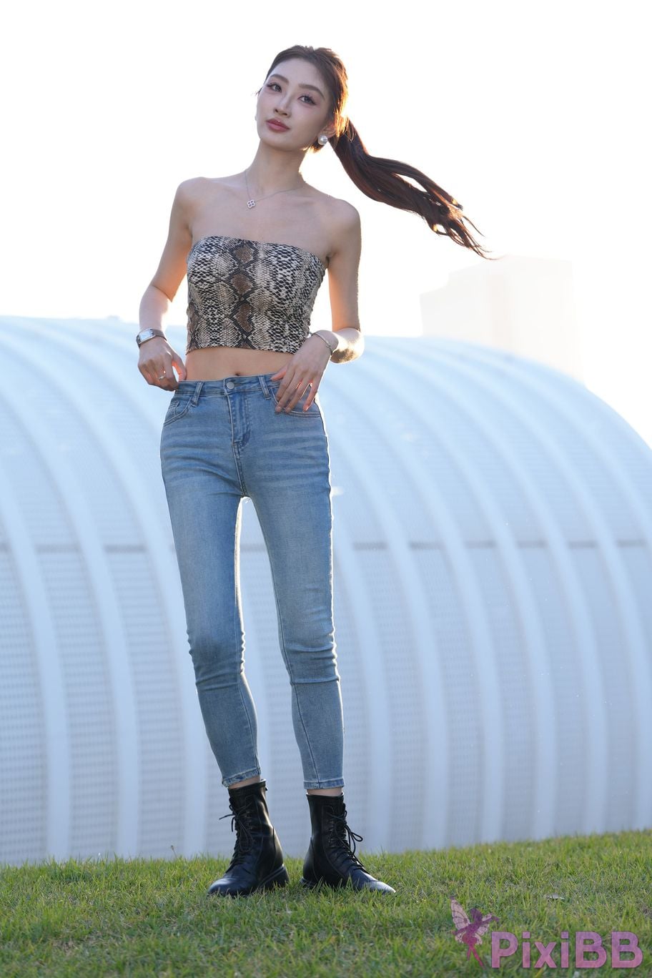 Featured Street Photography Works No.5403 Jeannie Booties PixiBB.COM 132