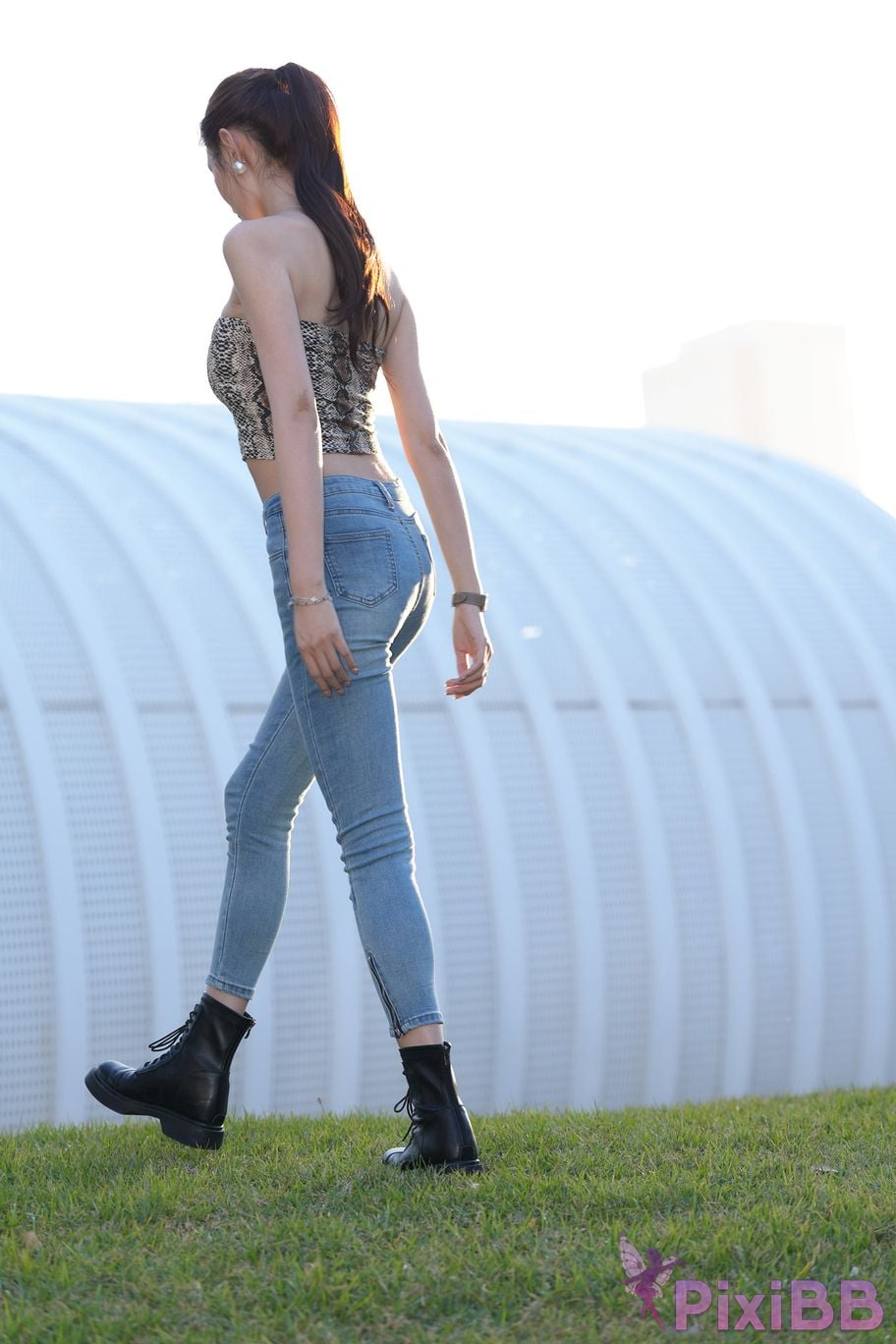 Featured Street Photography Works No.5403 Jeannie Booties PixiBB.COM 134