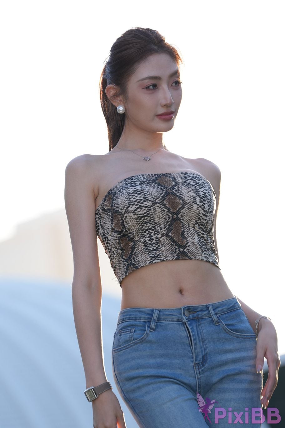 Featured Street Photography Works No.5403 Jeannie Booties PixiBB.COM 160