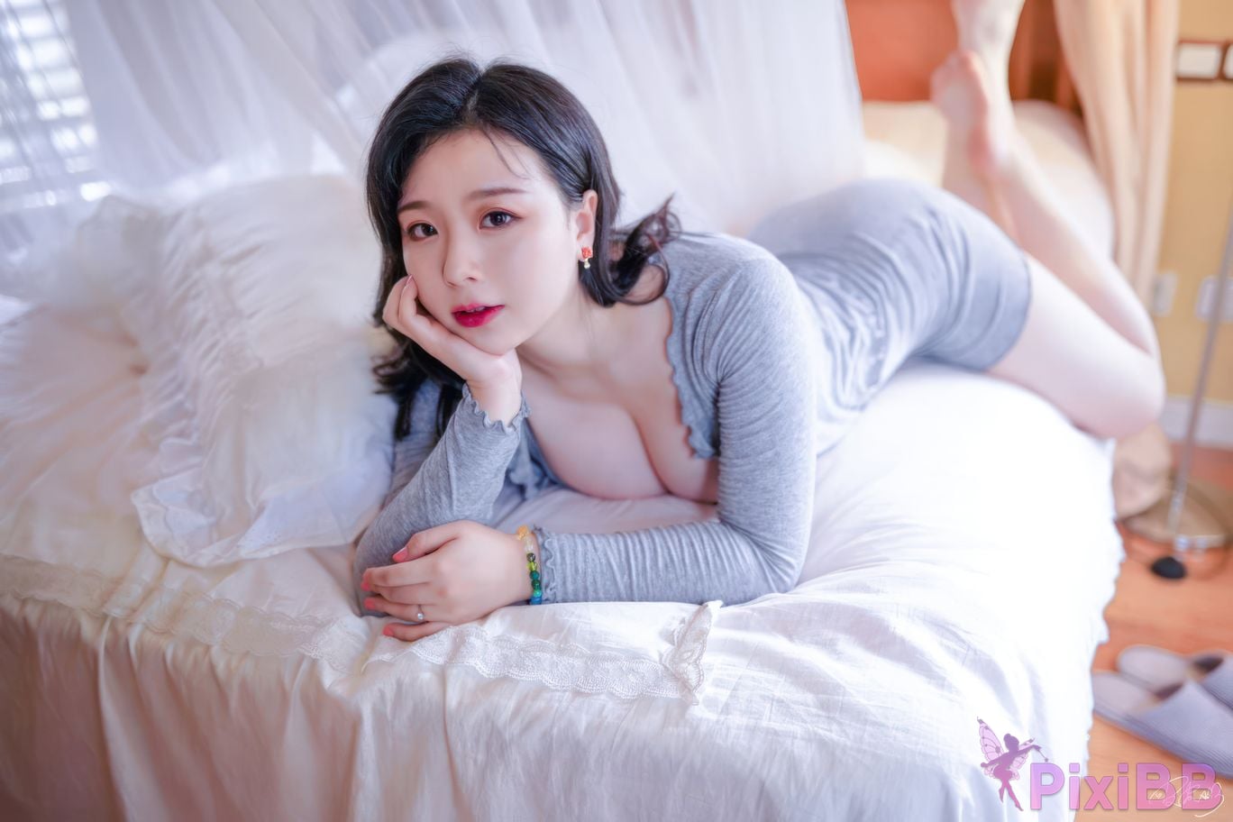 Cosplayer Pipi Nai is so cute landlady PixiBB.COM 025