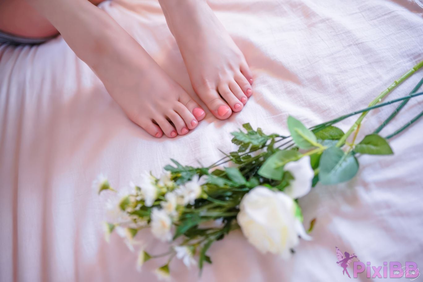 Cosplayer Pipi Nai is so cute landlady PixiBB.COM 046