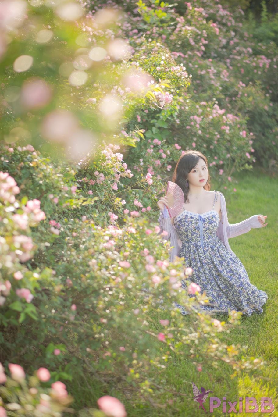 Cosplayer Pipi Nai is so cute rose flower PixiBB.COM 005