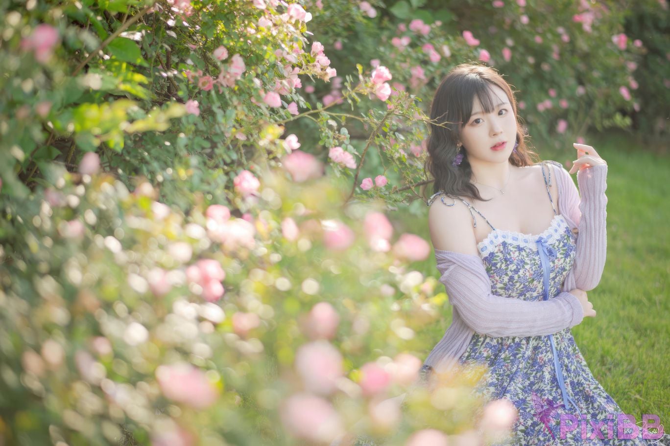 Cosplayer Pipi Nai is so cute rose flower PixiBB.COM 006