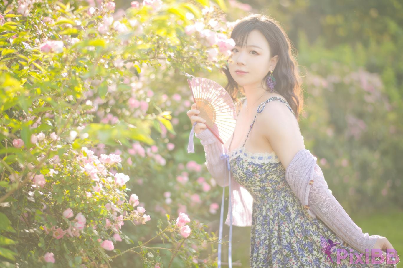 Cosplayer Pipi Nai is so cute rose flower PixiBB.COM 010