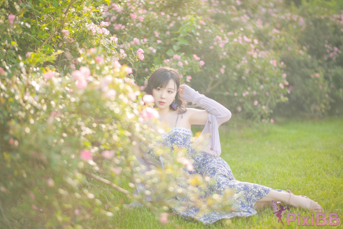 Cosplayer Pipi Nai is so cute rose flower PixiBB.COM 027