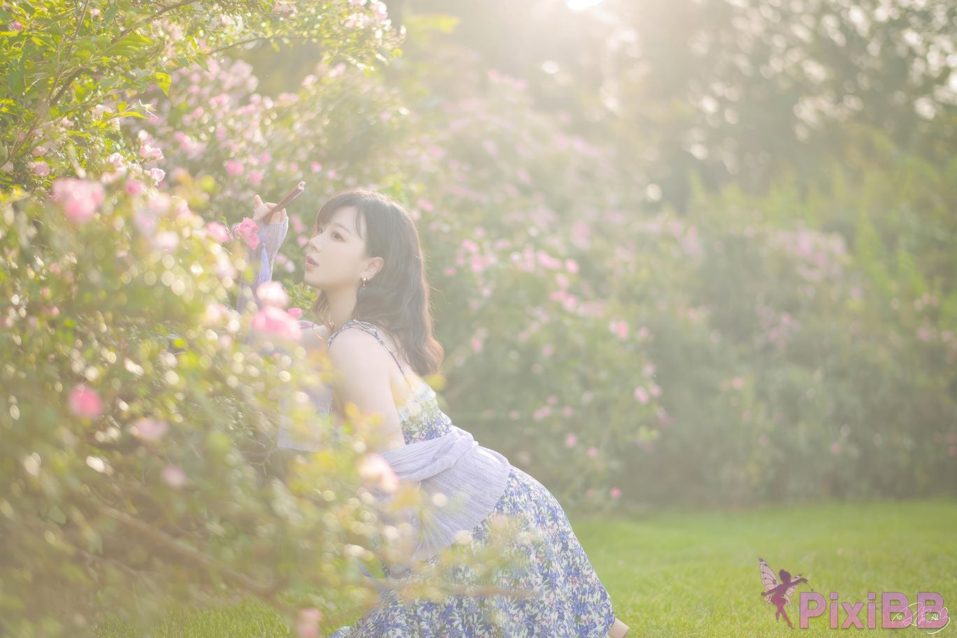 Cosplayer Pipi Nai is so cute rose flower PixiBB.COM 029