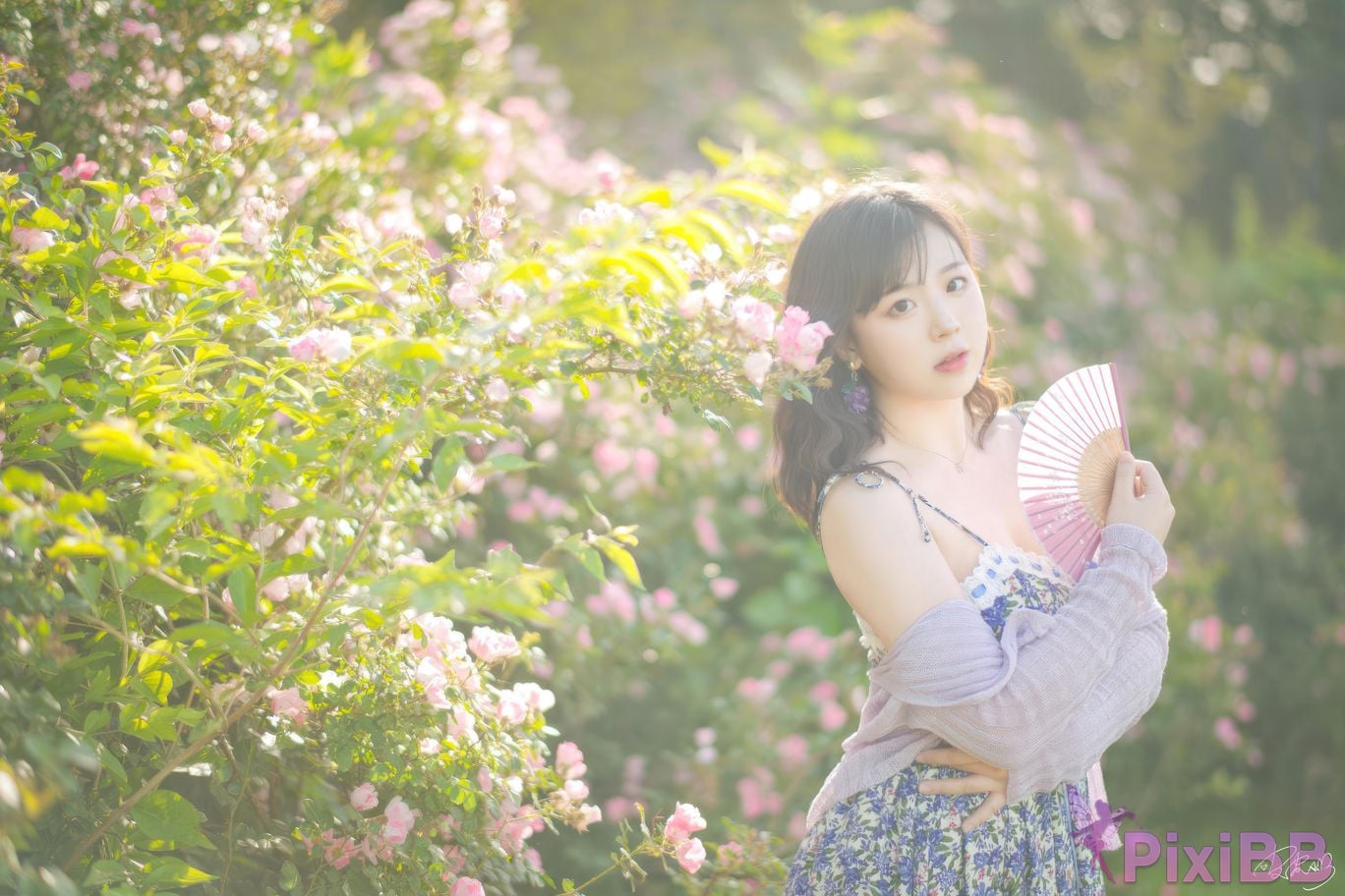 Cosplayer Pipi Nai is so cute rose flower PixiBB.COM 033