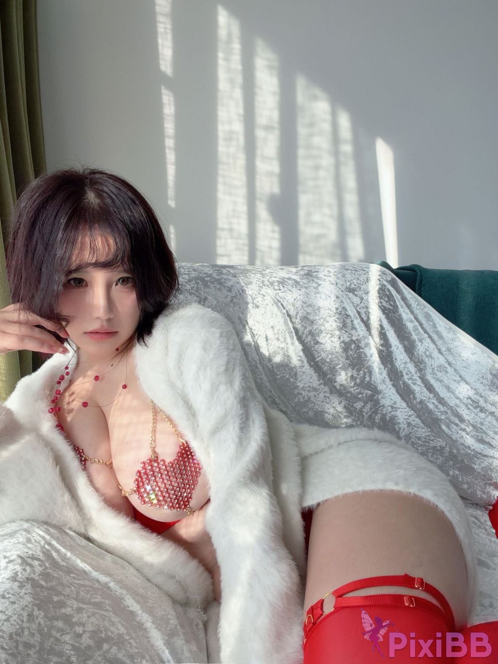 Cosplayer Ah Ban is very happy today Red PixiBB.COM 028