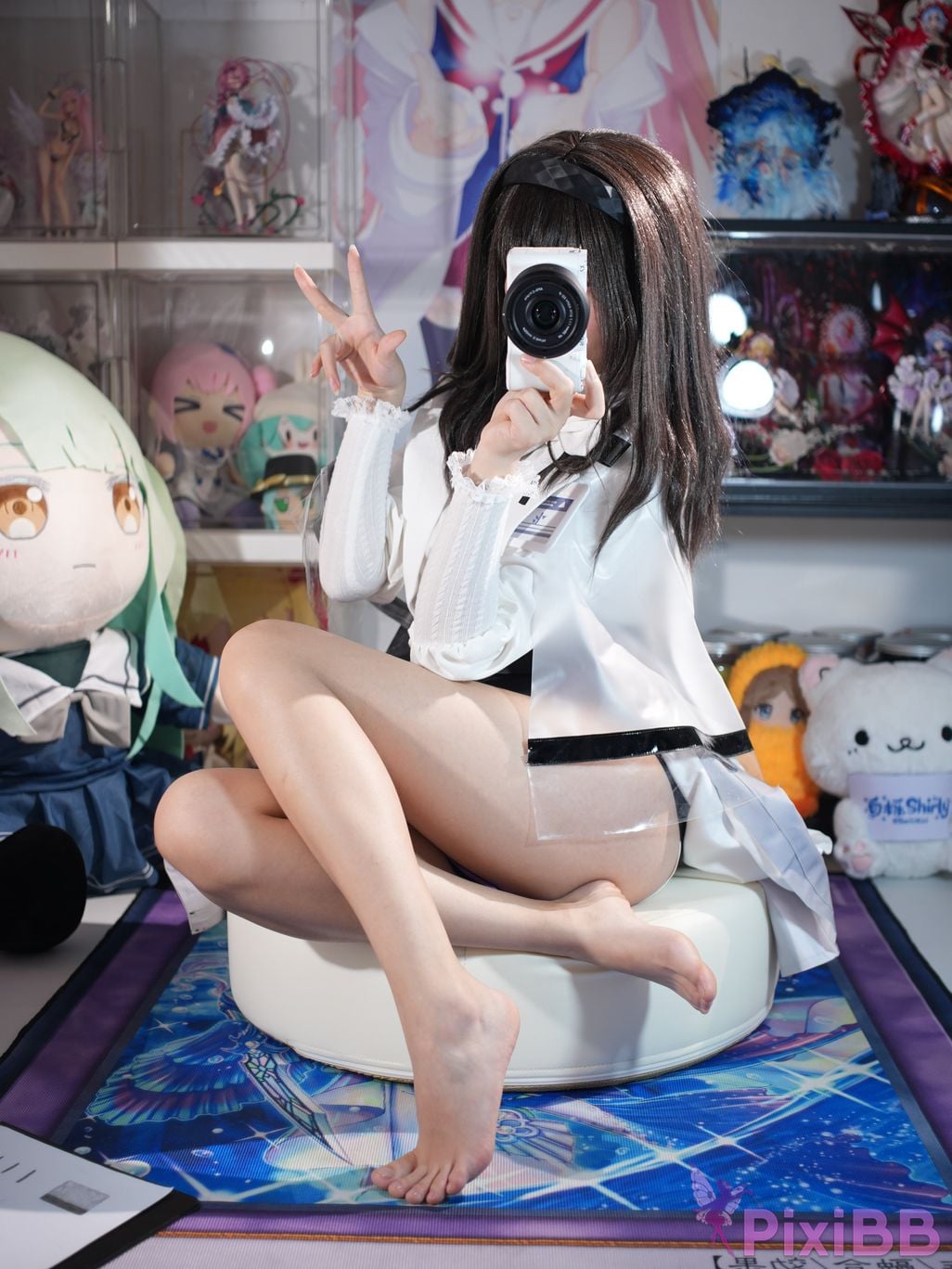 Cosplayer white oak Shirly Arknights Precious Dr. Suit PixiBB.COM 008.JPG