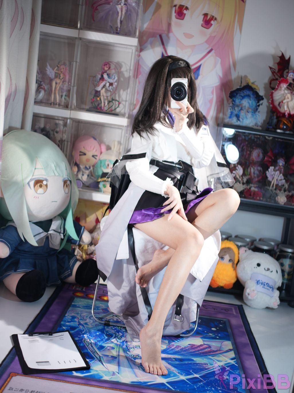 Cosplayer white oak Shirly Arknights Precious Dr. Suit PixiBB.COM 010.JPG