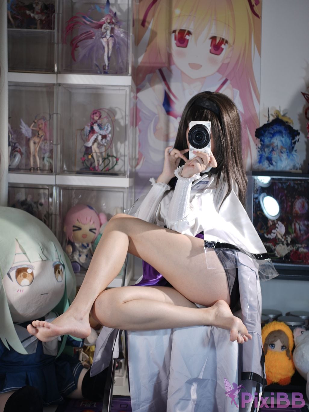 Cosplayer white oak Shirly Arknights Precious Dr. Suit PixiBB.COM 012.JPG