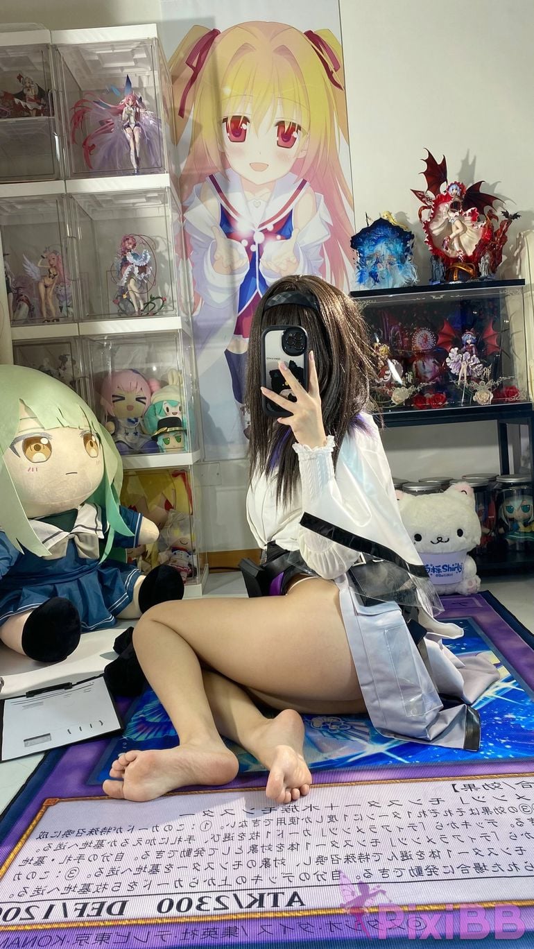 Cosplayer white oak Shirly Arknights Precious Dr. Suit PixiBB.COM 050.JPG