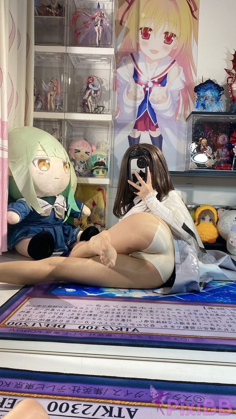 Cosplayer white oak Shirly Arknights Precious Dr. Suit PixiBB.COM 068.JPG