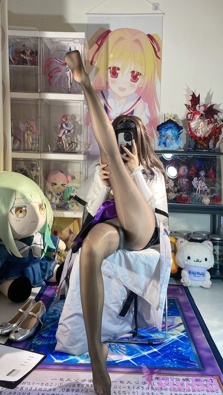 Cosplayer white oak Shirly Arknights Precious Dr. Suit PixiBB.COM 076.JPG