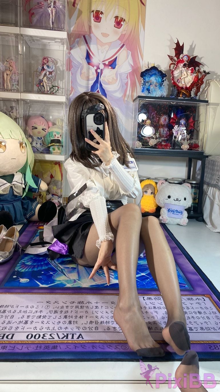 Cosplayer white oak Shirly Arknights Precious Dr. Suit PixiBB.COM 084.JPG