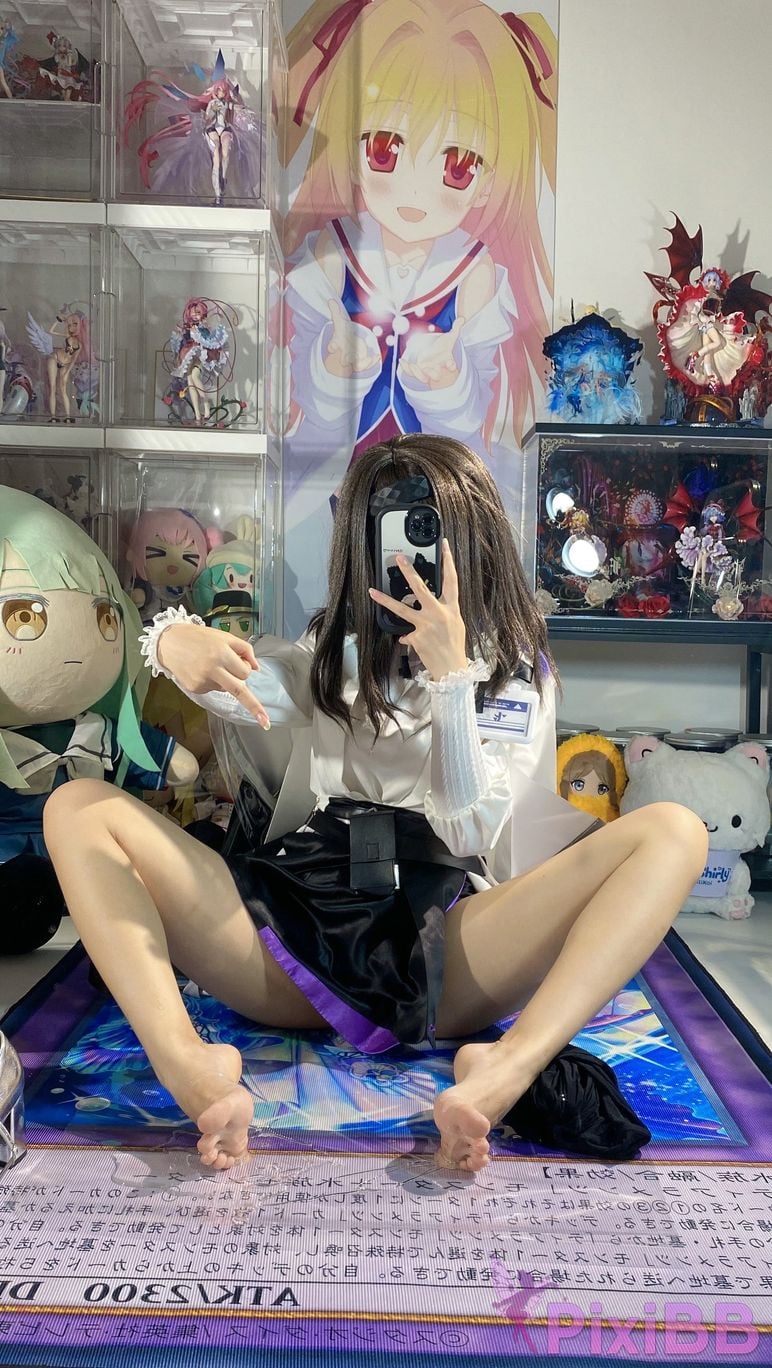 Cosplayer white oak Shirly Arknights Precious Dr. Suit PixiBB.COM 089.JPG