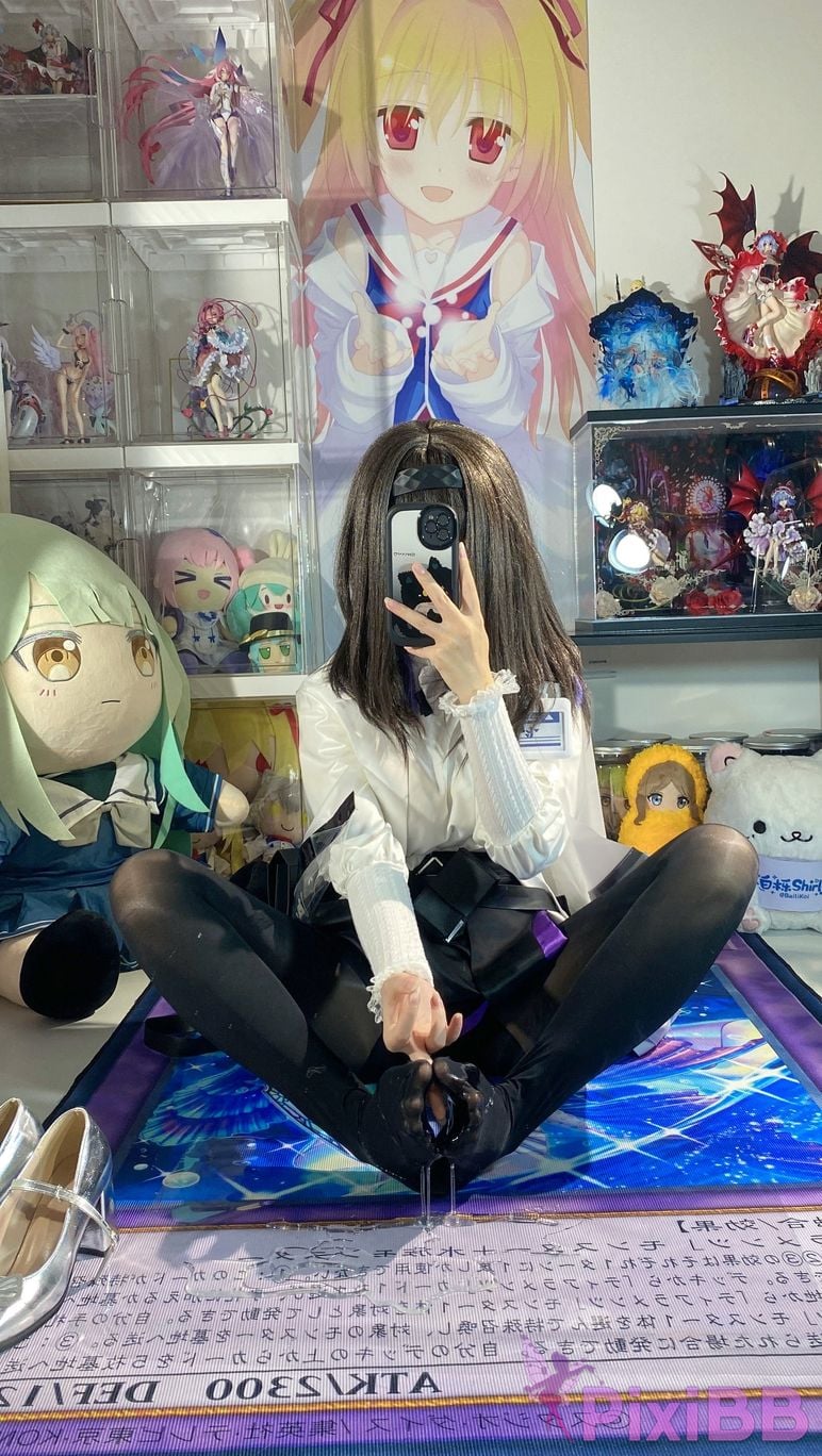 Cosplayer white oak Shirly Arknights Precious Dr. Suit PixiBB.COM 091.JPG