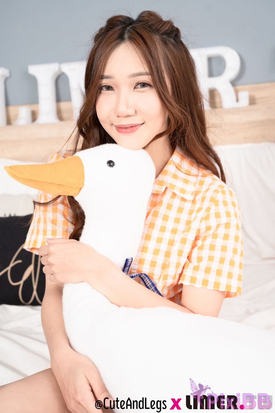 Limerence Original No.071 The girl next door Xuanxuan plays with jelly bare feet PixiBB.COM 039