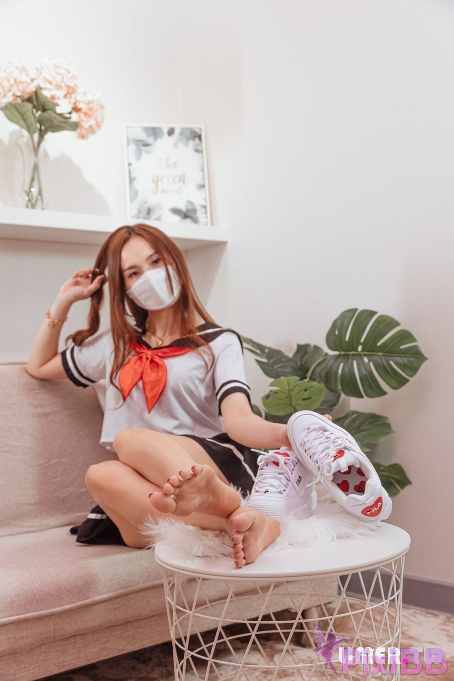 Limerence Original No.069 Cherry My brother made a surprise inspection after class and was punished by scratching his feet without washing them. PixiBB.COM 043