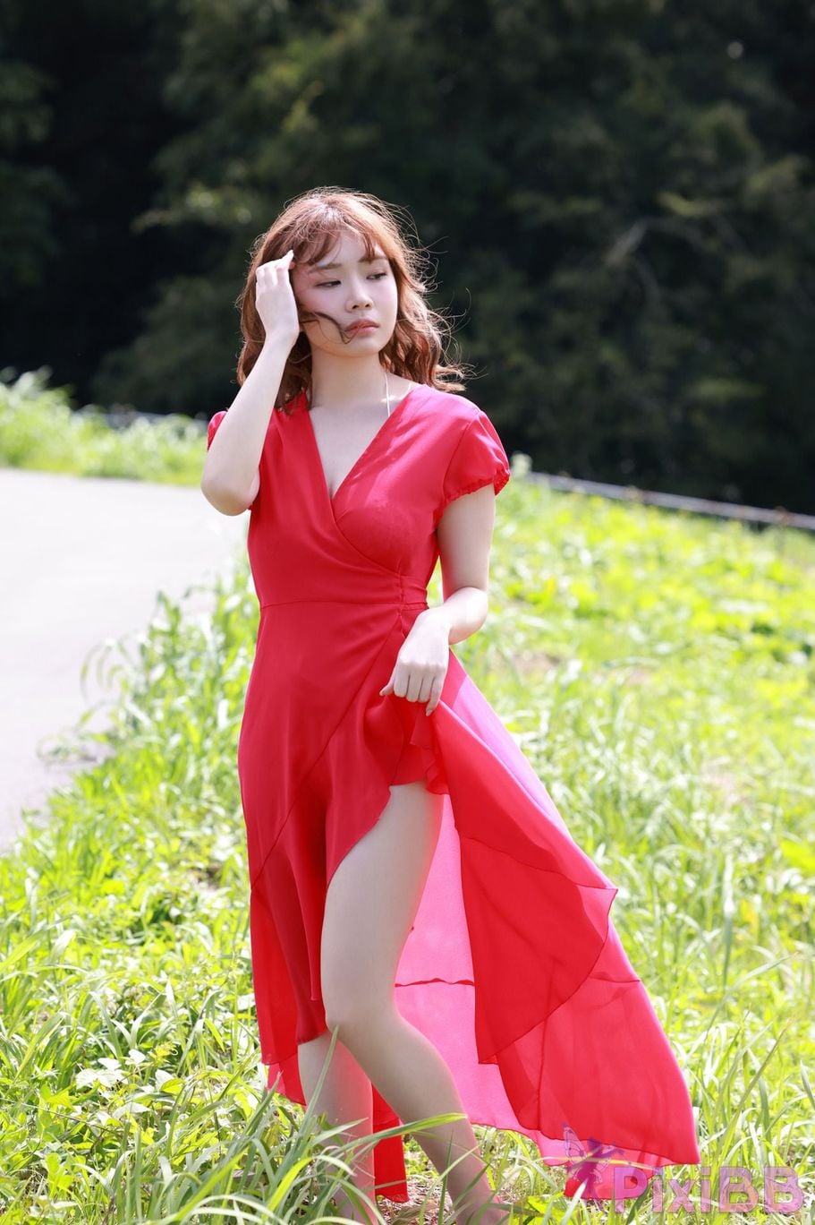 Japanese Idol Nozomi Shirakawa FRIDAY digital photo book white peach Vol.2 PixiBB.COM 009