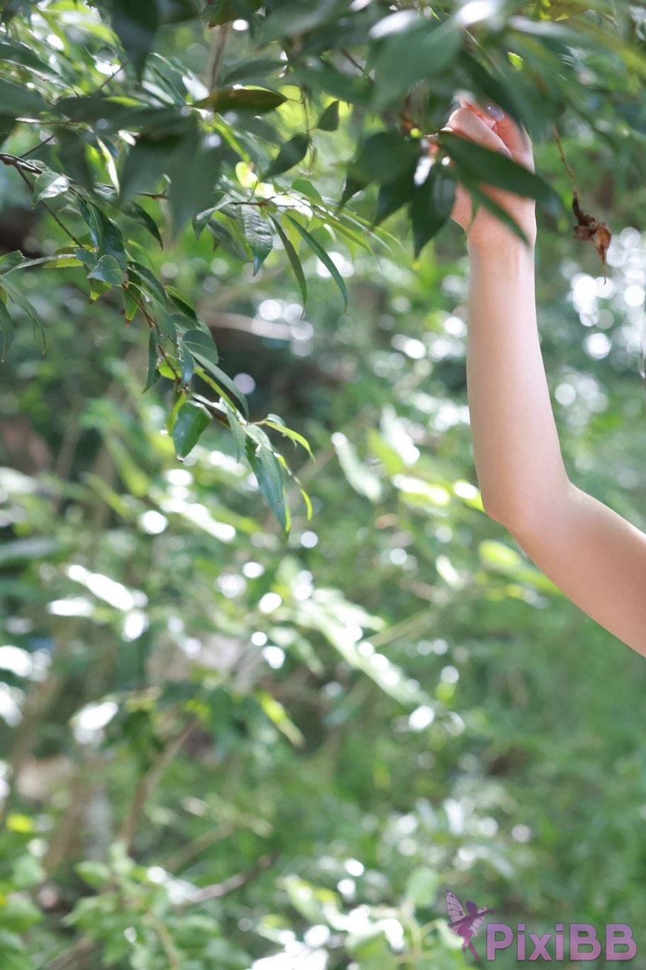 Japanese Idol Nozomi Shirakawa FRIDAY digital photo book white peach Vol.1 PixiBB.COM 006