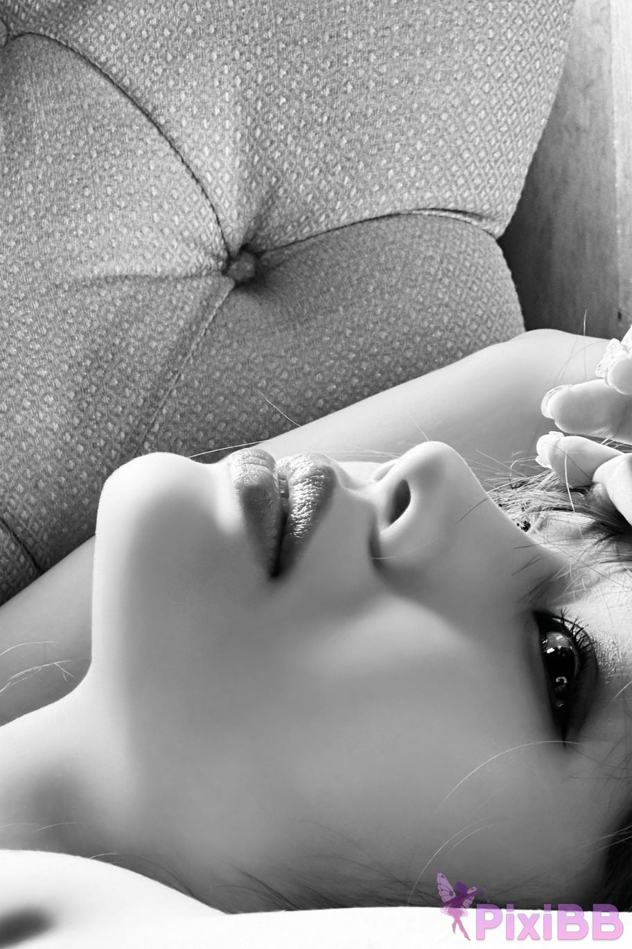 Japanese Idol Nozomi Shirakawa Impossibly white skin Weekly Gendai Digital Photo Collection Gravure Treasure Museum Series PixiBB.COM 083