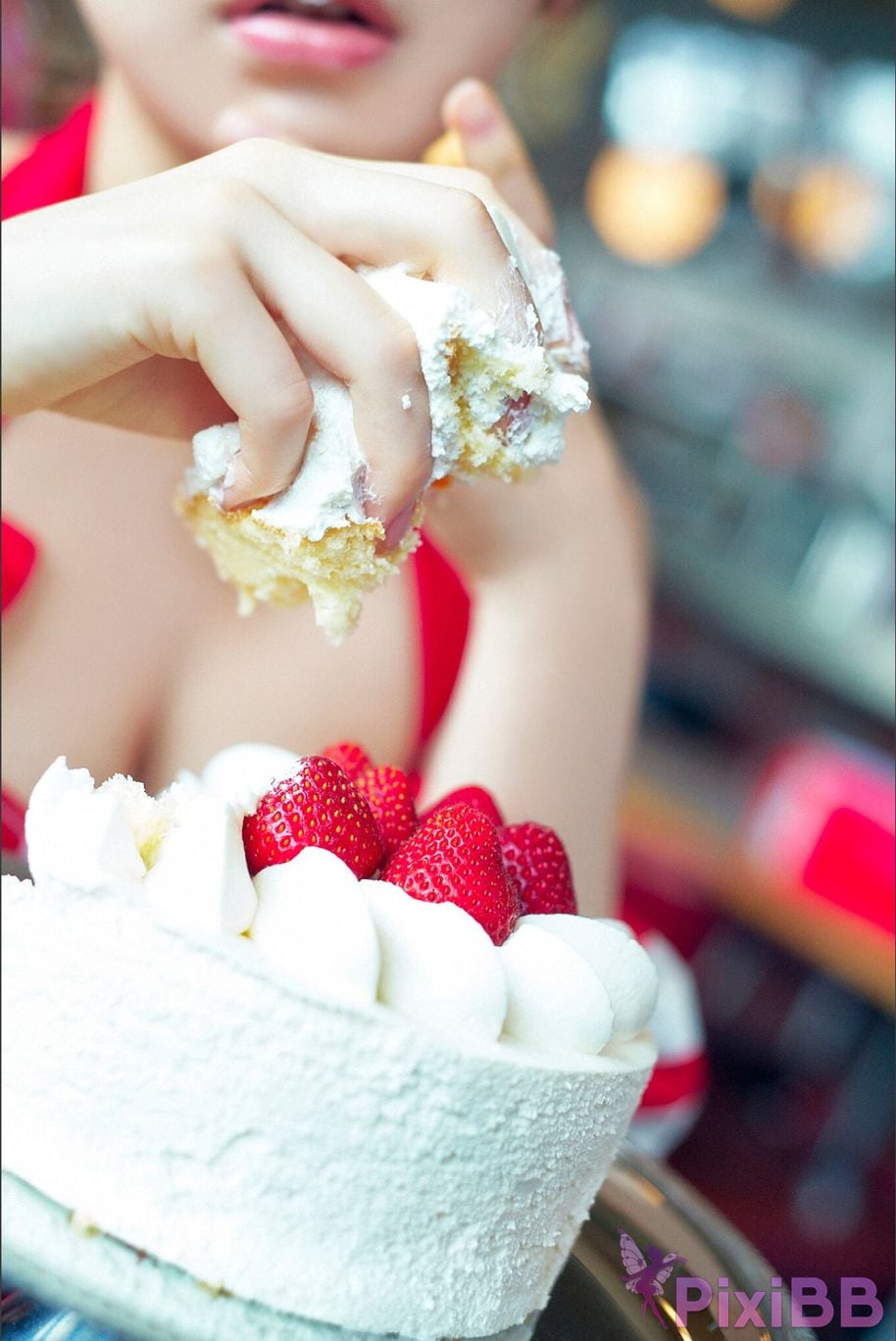 Japanese Idol TOOMI Tomi To Me Spisan Gravure Photo Book PixiBB.COM 019