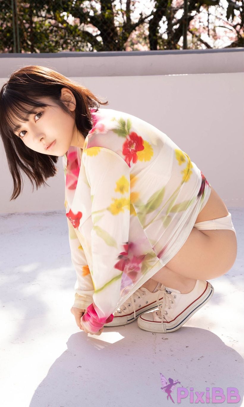 Japanese Idol TOOMI Tomi Digital exclusive photo book You and Spring Ranman Weekly Play PHOTO BOOK PixiBB.COM 005