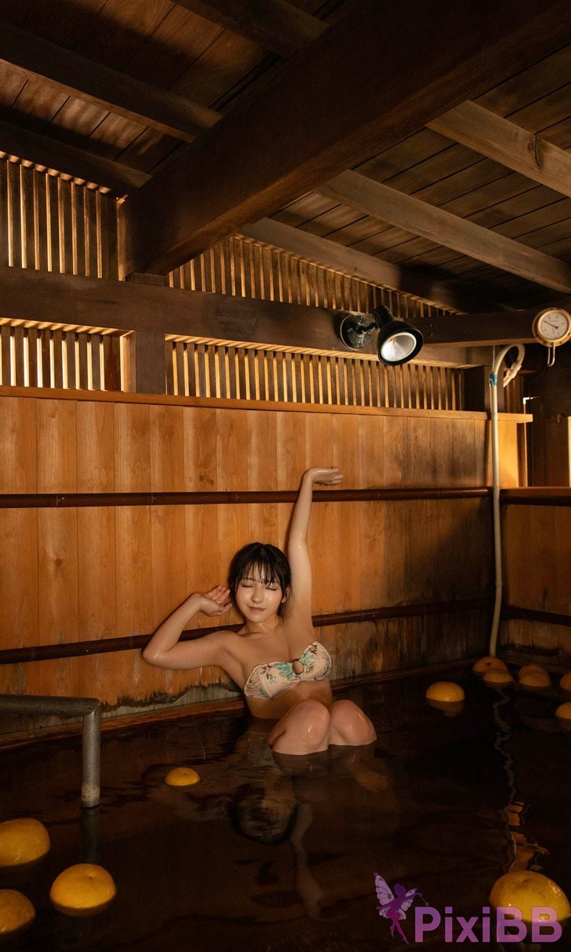 Japanese Idol TOOMI Tomi Digital exclusive photo book You and Spring Ranman Weekly Play PHOTO BOOK PixiBB.COM 020