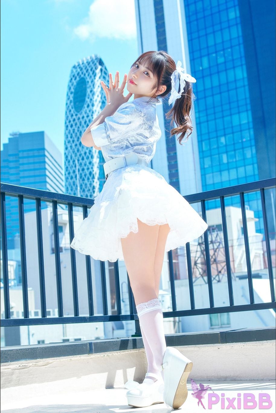 Japanese Idol TOOMI Tomi Off Mode Spisan Gravure Photo Book PixiBB.COM 002