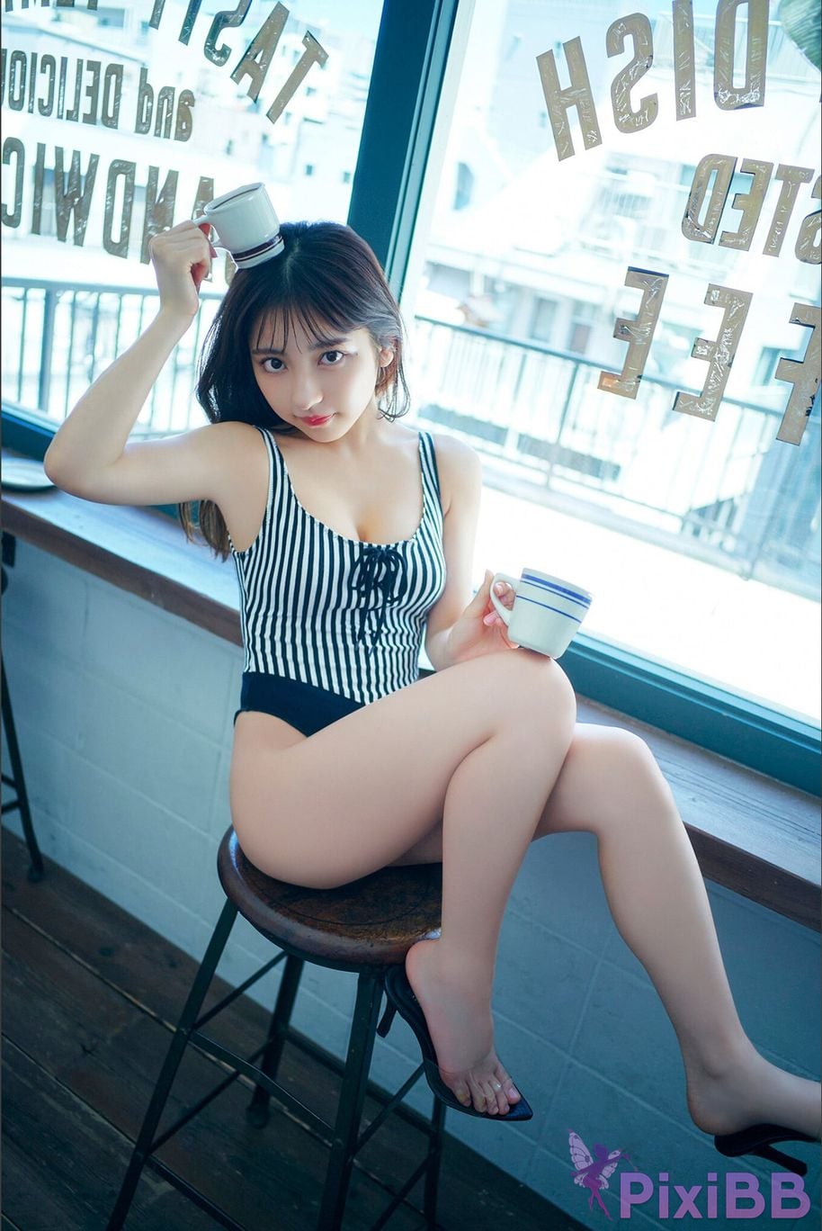 Japanese Idol TOOMI Tomi Off Mode Spisan Gravure Photo Book PixiBB.COM 025