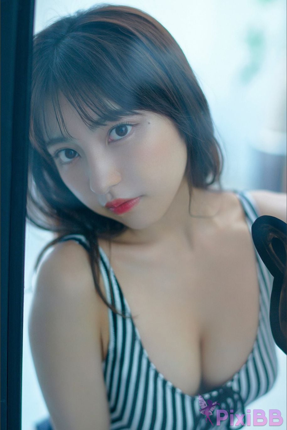 Japanese Idol TOOMI Tomi Off Mode Spisan Gravure Photo Book PixiBB.COM 034