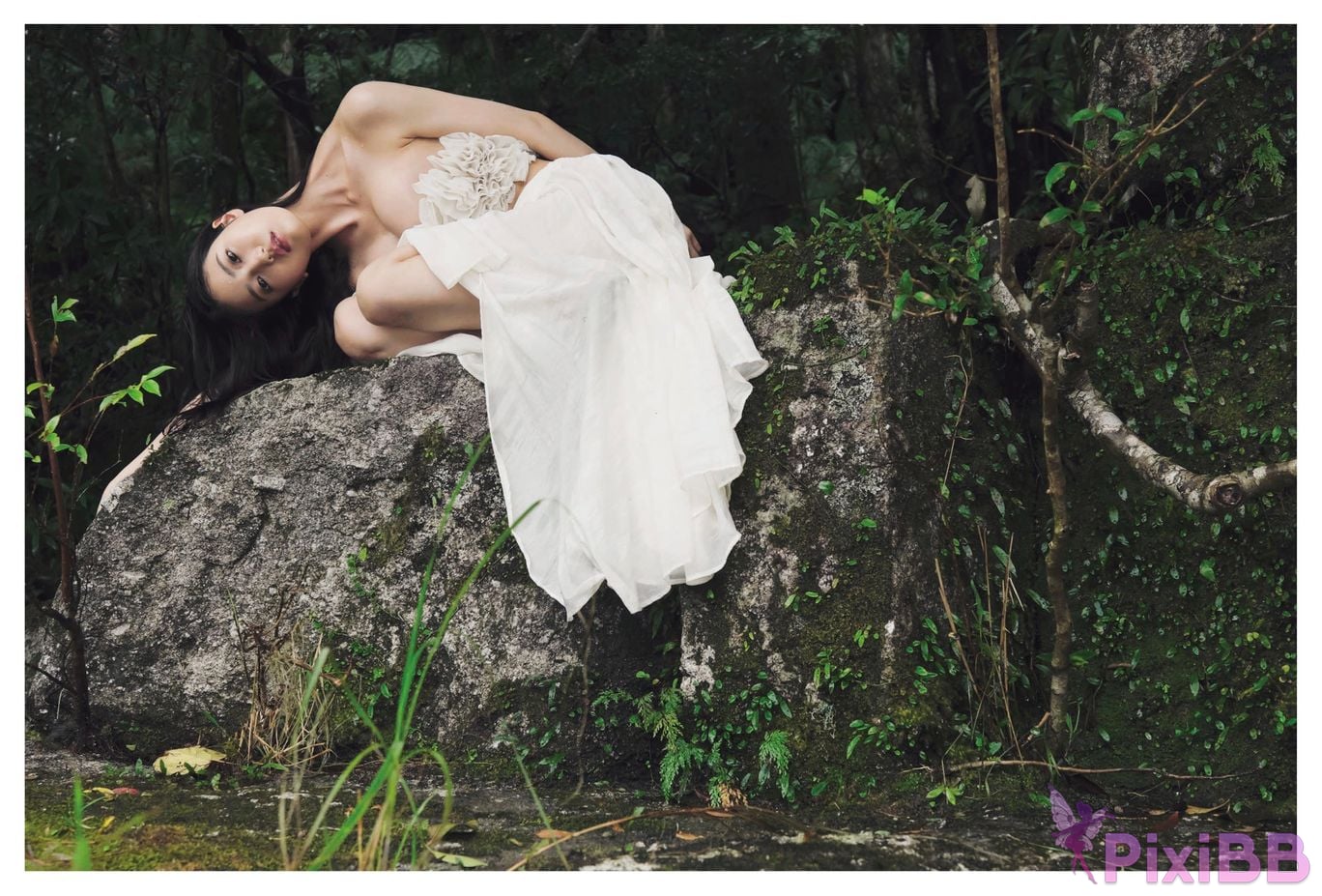 Japanese Idol Natsuki Abe Pursuit Pursue PixiBB.COM 004