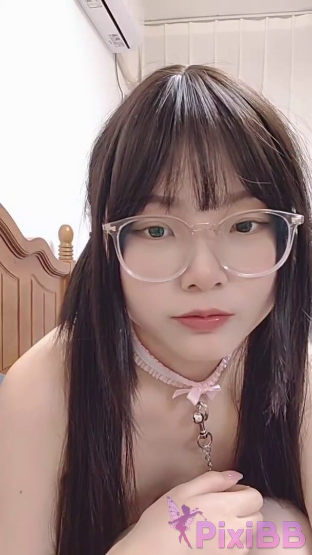 Li Zi Meow Young girl with glasses 14 department Squeeze the young handsome boy 01 PixiBB.COM 002