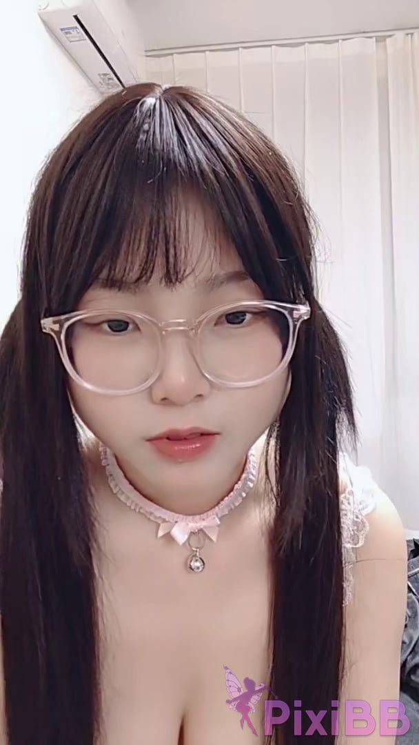 Li Zi Meow Young girl with glasses 14 department Squeeze the young handsome boy 01 PixiBB.COM 005