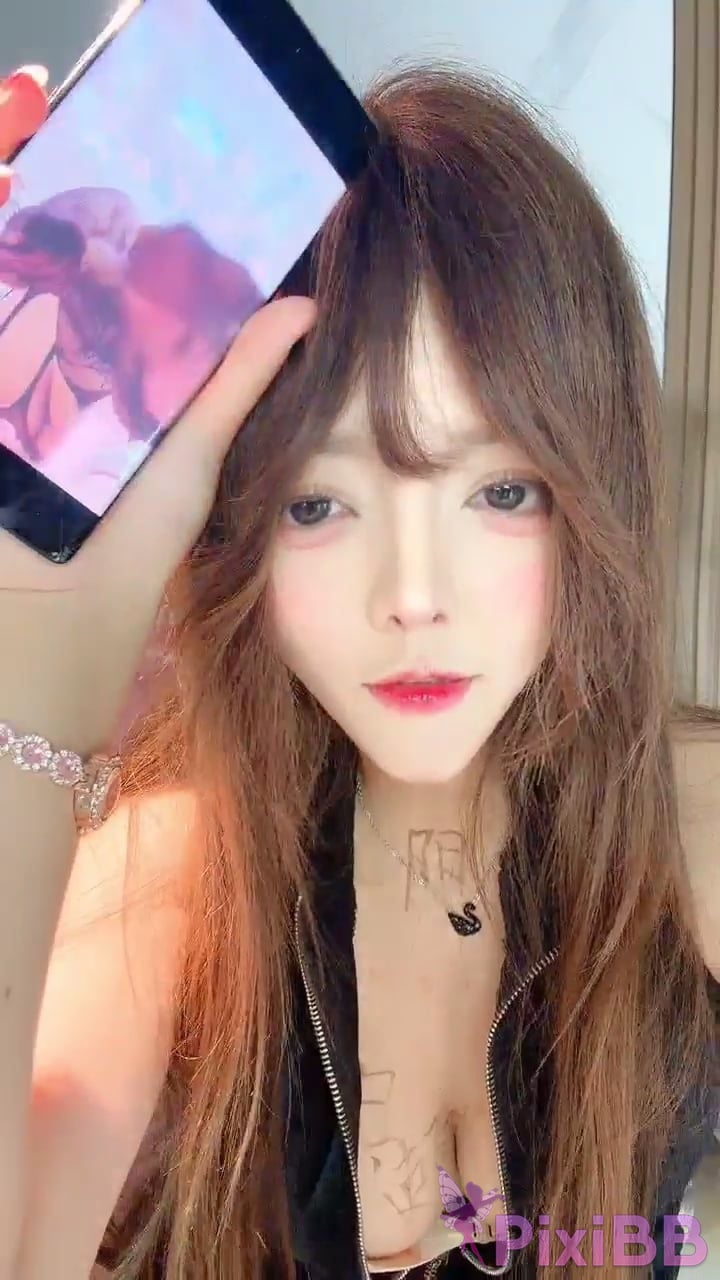 Zhang Wanmeng Super cute girl Cosplay role play Big butt with lots of white fluid PixiBB.COM 015