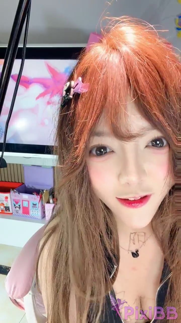 Zhang Wanmeng Super cute girl Cosplay role play Big butt with lots of white fluid PixiBB.COM 022