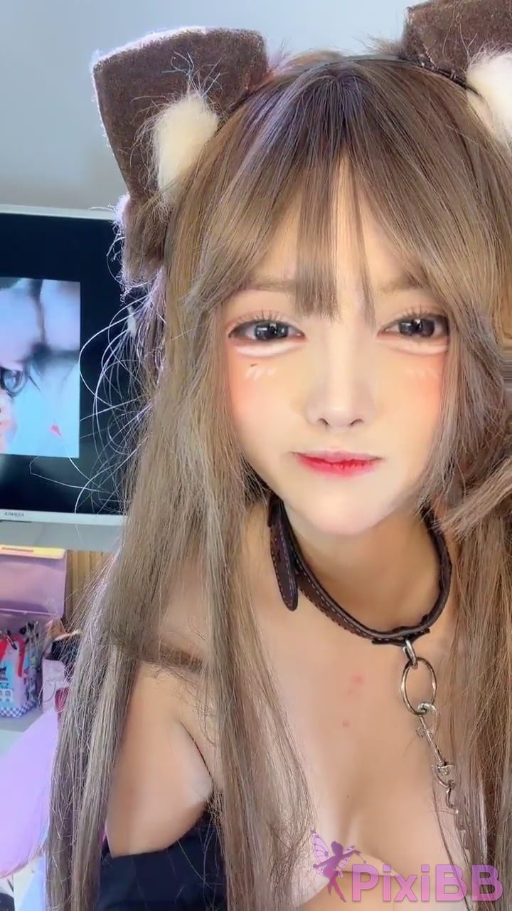 Zhang Wanmeng Super cute girl Cosplay role play Big butt with lots of white fluid PixiBB.COM 032