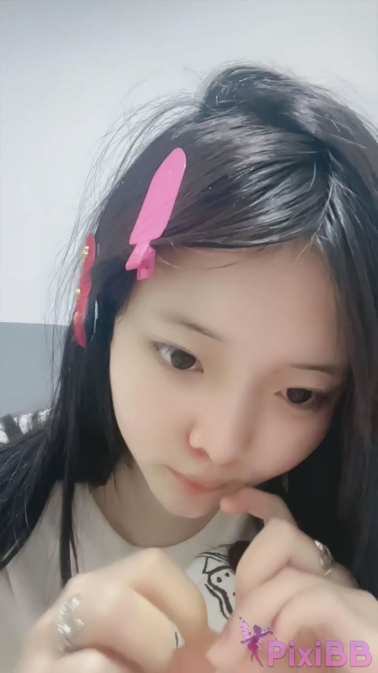 E r o 5 0 S e v 1 . T h a t s n w P l y g i k Sweet little loli Hot songs Dance naked PixiBB.COM 001