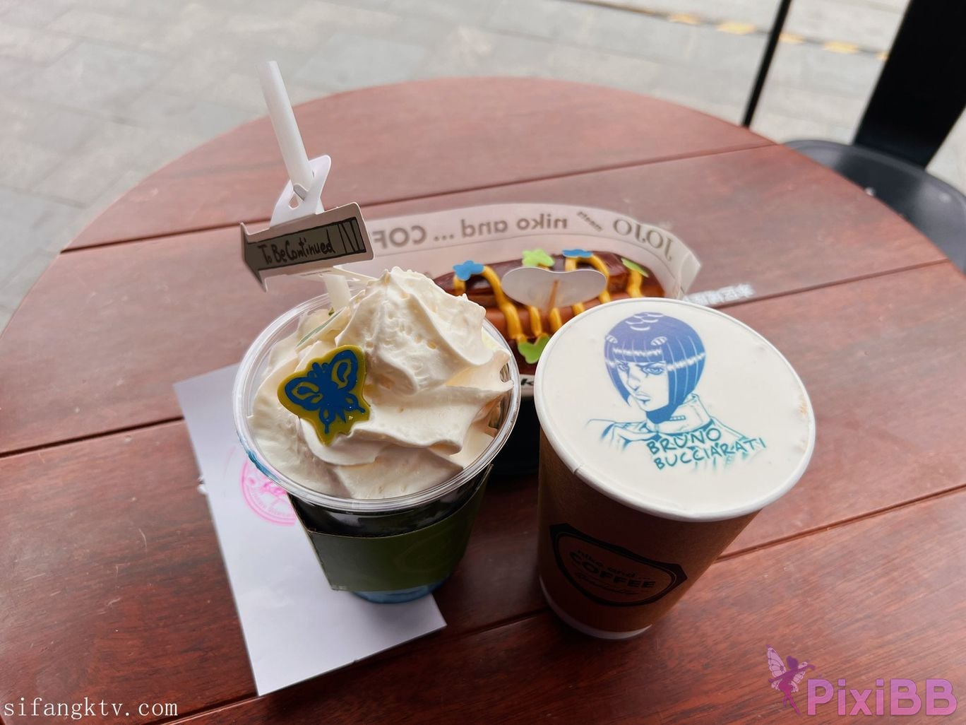 wine moon Best big breasts Private photos exposed in front of people PixiBB.COM 006