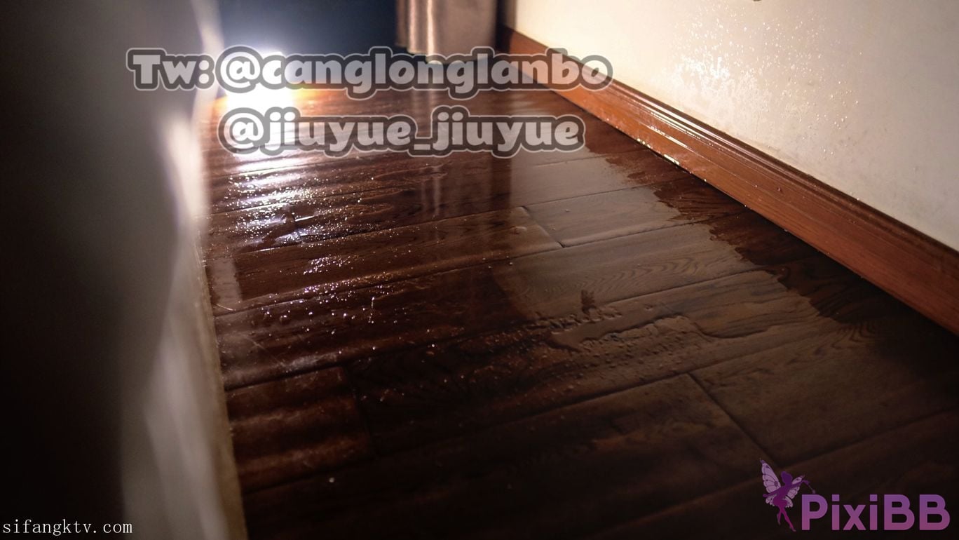 wine moon Best big breasts Private photos exposed in front of people PixiBB.COM 011