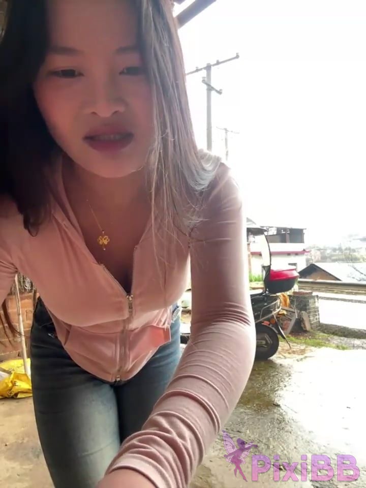 Dudu baby rural girl stay at home PixiBB.COM 035